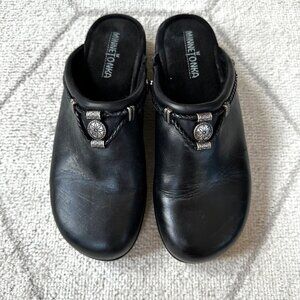 Minnetonka Black Leather Silverthorne Sandals Native American-inspired Slides